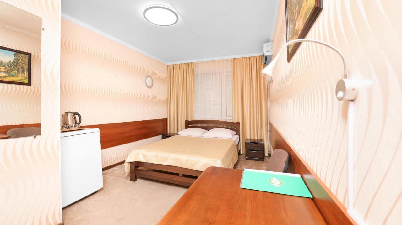 Green City Hotel Mykolaiv Eksteriør billede