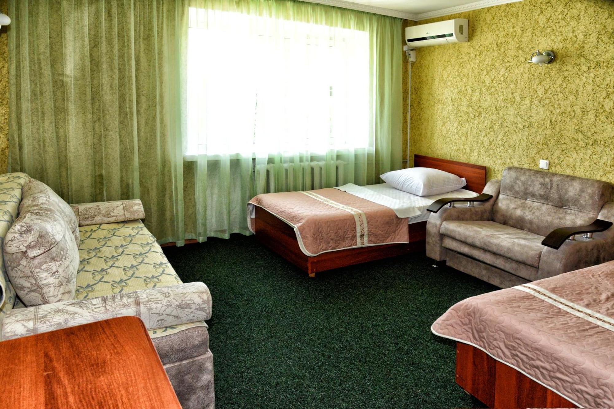 Green City Hotel Mykolaiv Eksteriør billede
